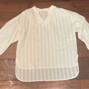 JADE By Melody Tam Ivory V-Neck Peasant Blouse